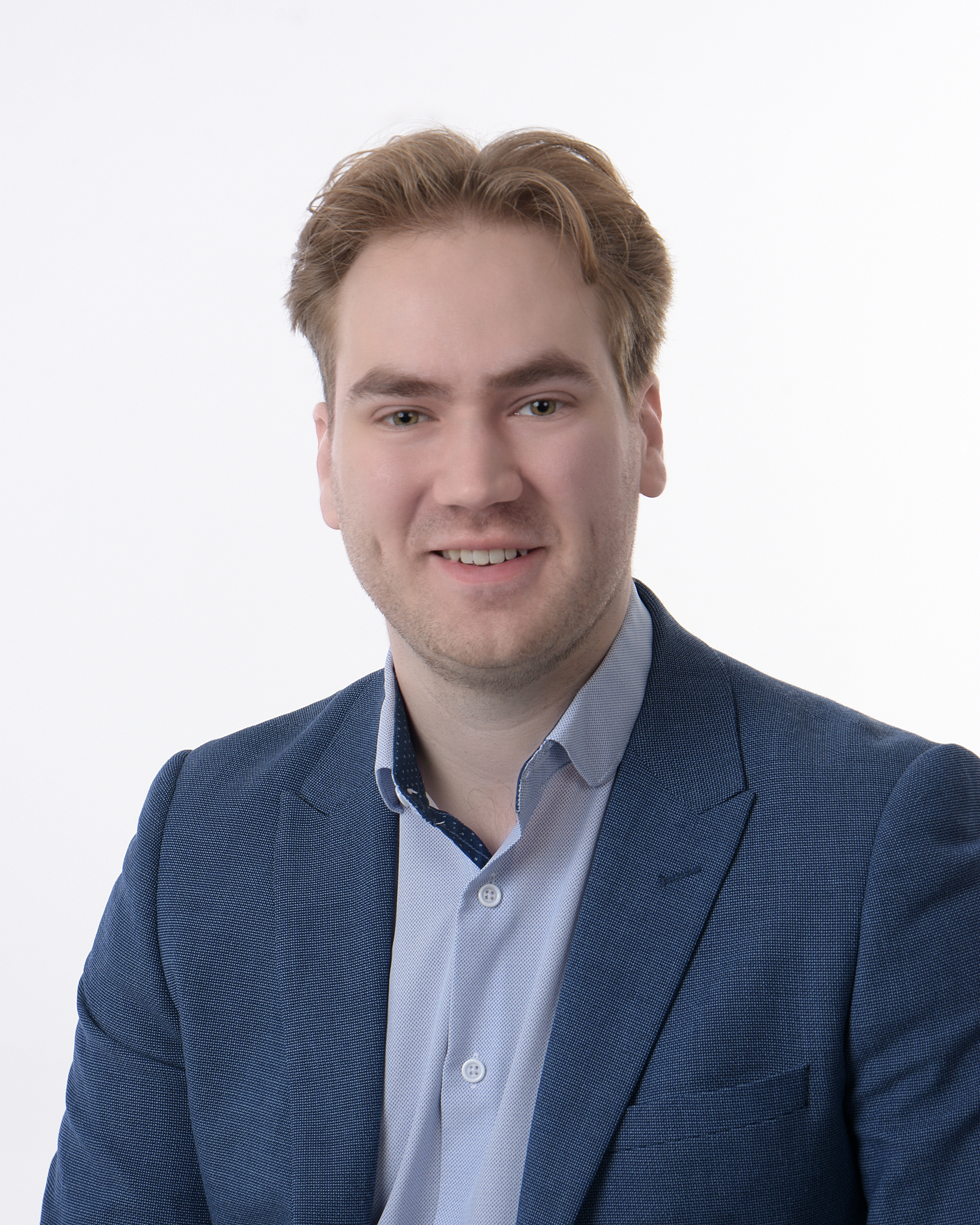 Riley Barrett - Financial Advisor